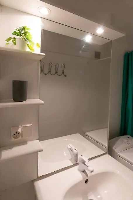 Apartment Cabana & Le Petit Marronnier / Place Bellecour 2 Lyon